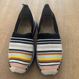 Tory Burch Daisy Logo Multi Stripe Espadrille
Platform Slip On Trainer sz 7